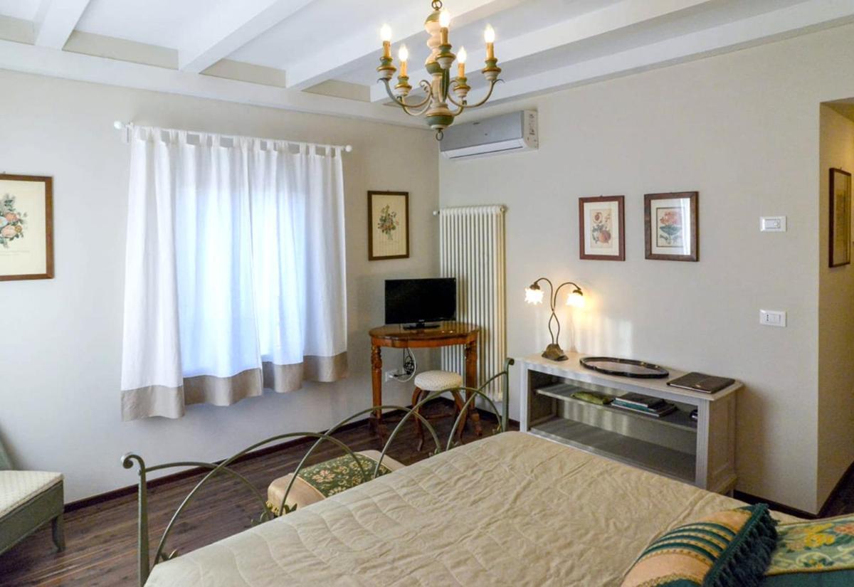 I Torretti Locazione Turistica, Ristorante, Lounge Bar Hotel Asolo Exterior photo